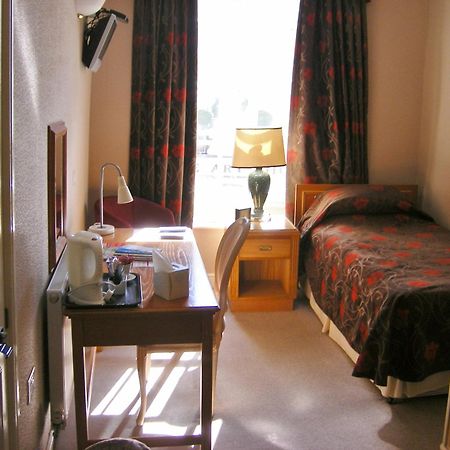 The Kings Head Hotel Abergavenny Dış mekan fotoğraf