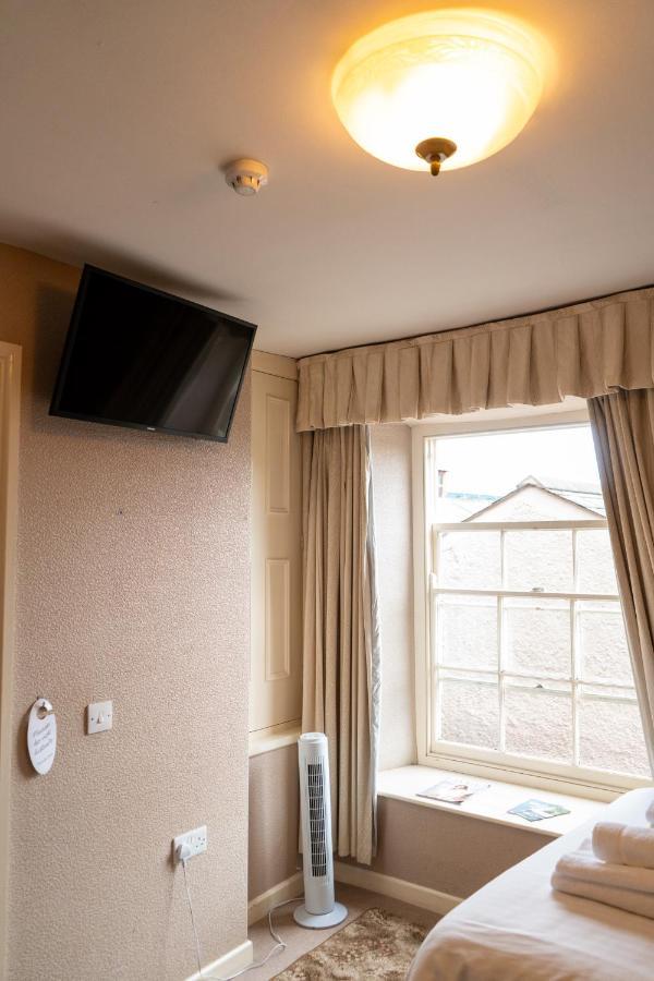 The Kings Head Hotel Abergavenny Dış mekan fotoğraf