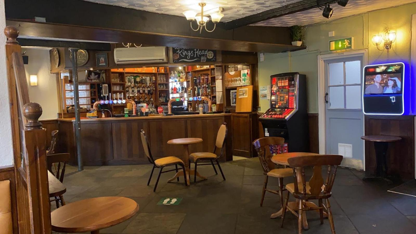 The Kings Head Hotel Abergavenny Dış mekan fotoğraf