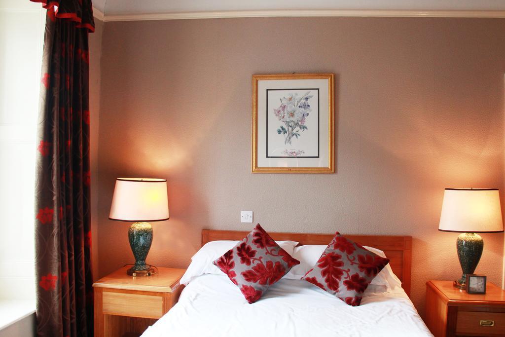 The Kings Head Hotel Abergavenny Dış mekan fotoğraf